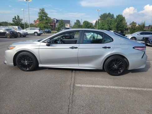 Used 2020 Toyota Camry SE image 6