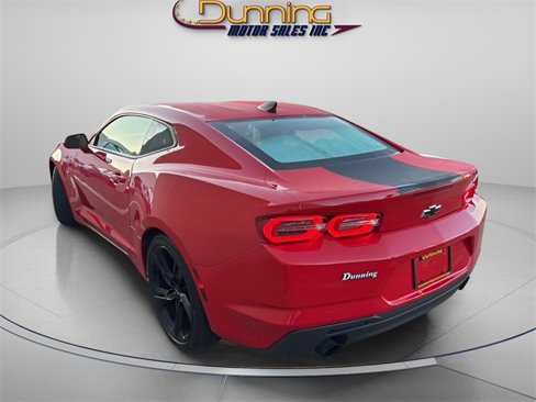 Used 2020 Chevrolet Camaro LT w/ Technology Package image 2