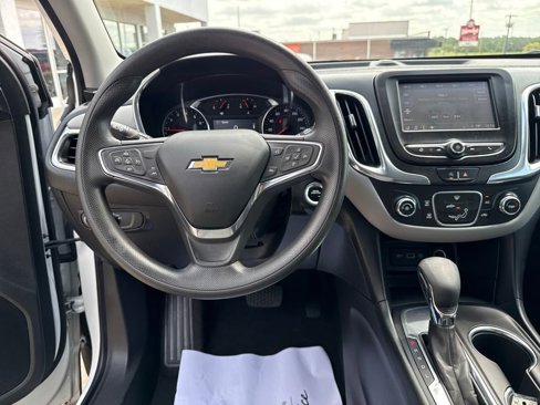 Used 2023 Chevrolet Equinox LT image 13