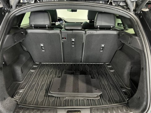 Used 2020 Land Rover Range Rover Evoque SE image 11