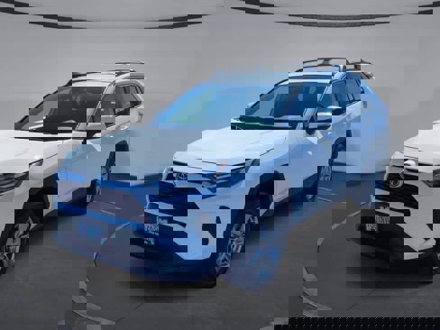 Certified 2022 Toyota RAV4 XLE image 1