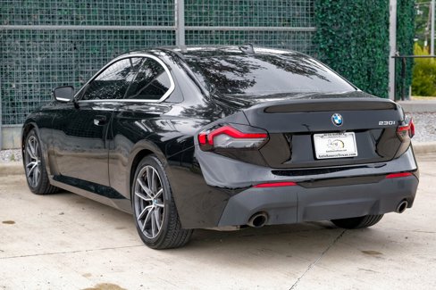 Used 2022 BMW 230i Coupe w/ Premium Package image 9
