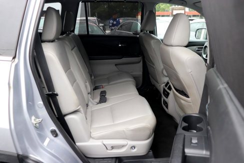 Used 2016 Honda Pilot Touring image 15