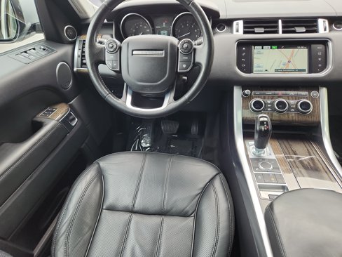 Used 2016 Land Rover Range Rover Sport HSE image 4