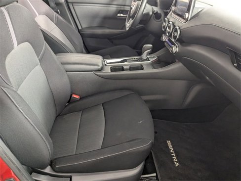 Used 2021 Nissan Sentra SV image 30