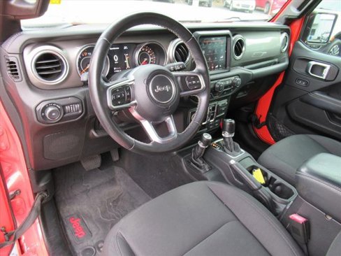 Used 2019 Jeep Wrangler Unlimited Sahara image 15