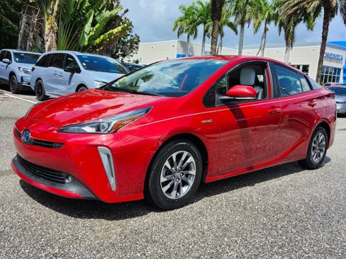 Used 2022 Toyota Prius Limited w/ Premium Convenience Package image 3