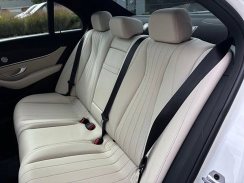 Used 2020 Mercedes-Benz E 350 4MATIC Sedan image 19