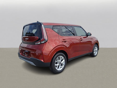 Used 2023 Kia Soul LX w/ LX Technology Package image 11