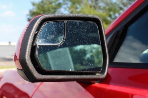 Used 2016 Ford Mustang Convertible image 8