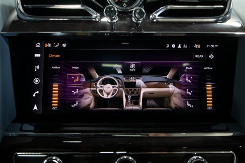 Used 2023 Bentley Bentayga Extended Wheelbase image 31