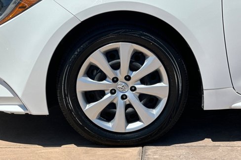 Certified 2022 Toyota Corolla LE image 32