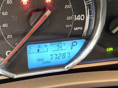 Used 2015 Toyota RAV4 Limited image 27