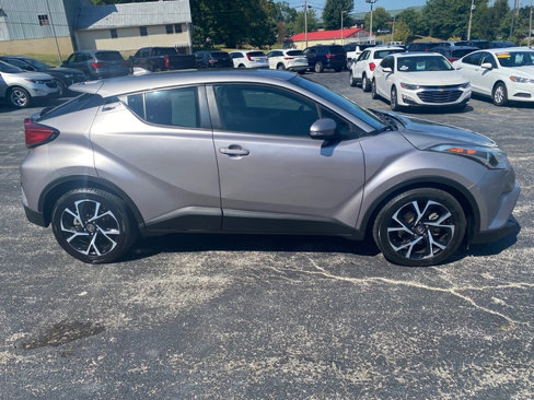 Used 2018 Toyota C-HR XLE image 5