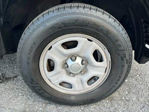 Used 2005 Toyota Tacoma 2WD Regular Cab image 25