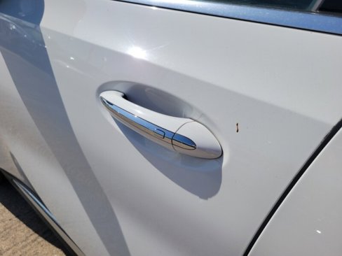 Used 2023 Buick Envision Preferred image 7