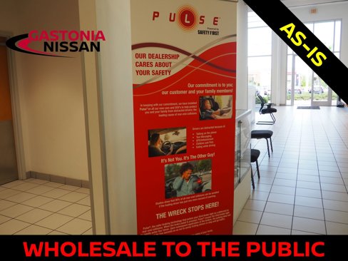Used 2015 Nissan Pathfinder SV image 17