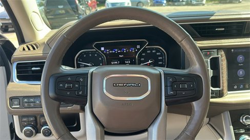 Used 2021 GMC Yukon Denali w/ Denali Premium Package image 20