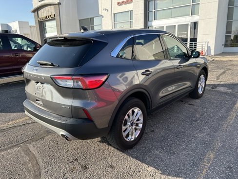 Used 2021 Ford Escape SE w/ Convenience Package image 5