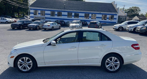 Used 2011 Mercedes-Benz E 350 4MATIC Sedan image 2