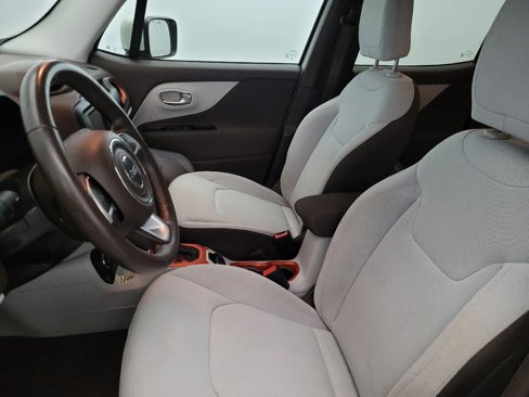 Used 2015 Jeep Renegade Latitude image 17