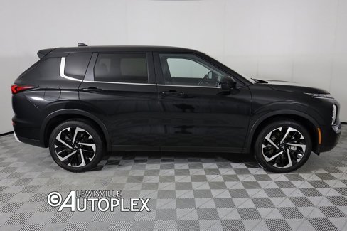 Used 2024 Mitsubishi Outlander SE image 4