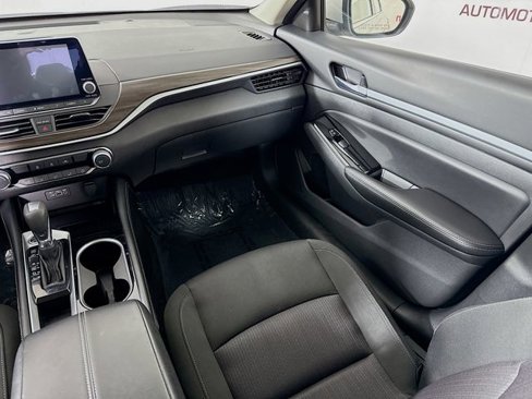 Used 2023 Nissan Altima 2.5 SV image 21