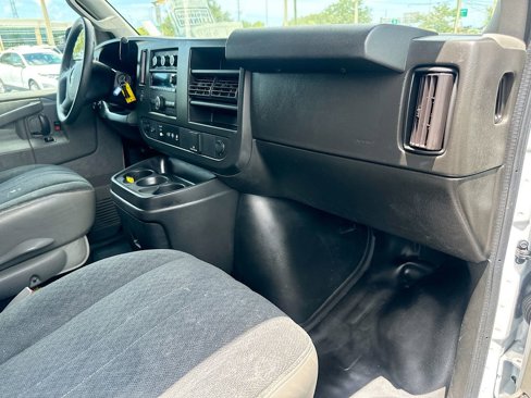Used 2021 GMC Savana 2500 w/ Driver Convenience Package image 25