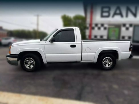 Used 2004 Chevrolet Silverado 1500 2WD Regular Cab image 4