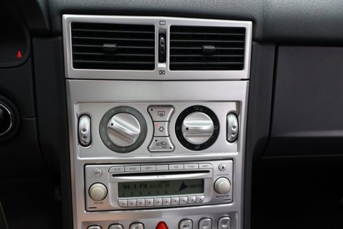 Used 2007 Chrysler Crossfire Limited image 17