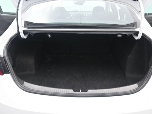 Used 2023 Chevrolet Malibu LT w/ Driver Confidence Package image 11