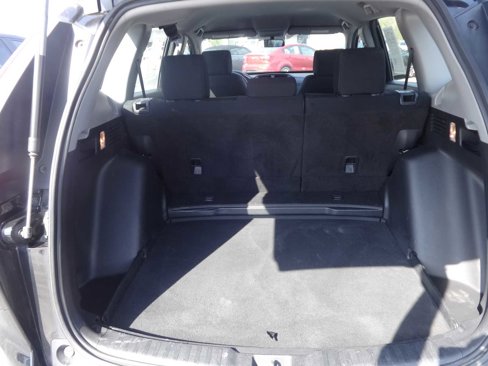 Used 2019 Honda CR-V LX image 9