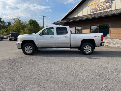 Used 2011 Chevrolet Silverado 2500 LTZ w/ Snow Plow Prep Package image 3