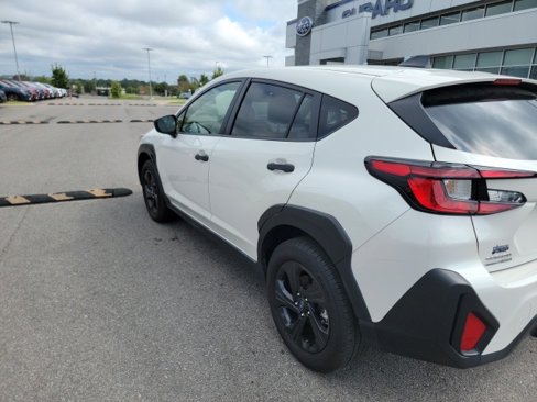 Used 2024 Subaru Crosstrek 2.0i image 5