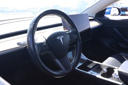 Used 2019 Tesla Model 3 Long Range image 14