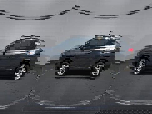 Used 2019 Toyota RAV4 XLE image 5
