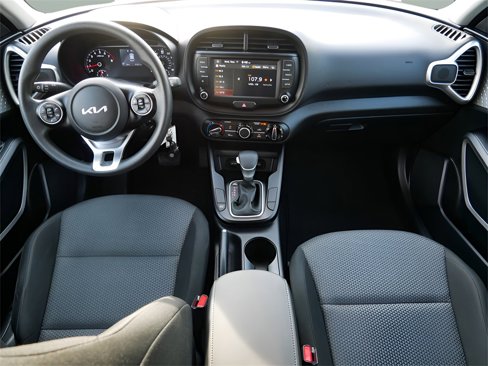Used 2022 Kia Soul LX w/ Technology Package image 14