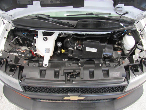 Used 2019 Chevrolet Express 3500 w/ Driver Convenience Package image 28