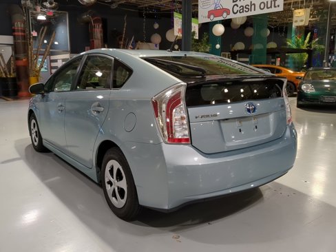 Used 2015 Toyota Prius Two image 10