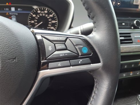 Used 2024 Nissan Altima 2.5 SV w/ SV Premium Package image 16
