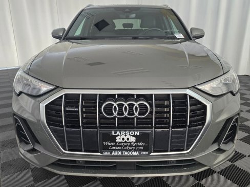 Used 2022 Audi Q3 2.0T Premium w/ Convenience Package image 9