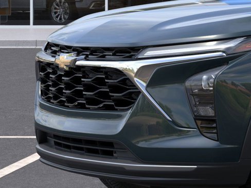 New 2025 Chevrolet Trax LT image 13