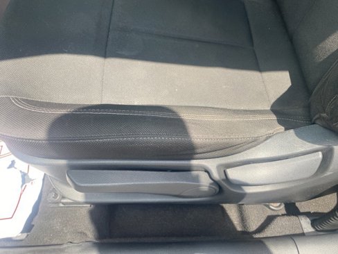 Used 2015 Hyundai Veloster image 13