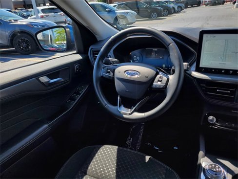 Used 2023 Ford Escape Active w/ Tech Pack #2 image 8