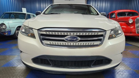 Used 2010 Ford Taurus Limited image 66