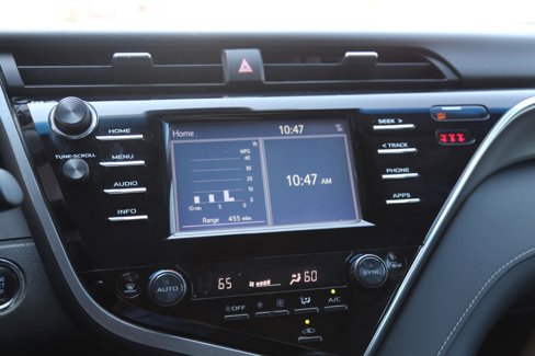 Used 2018 Toyota Camry XSE image 28