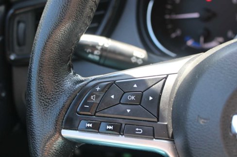 Used 2019 Nissan Rogue SV w/ Premium Package image 23
