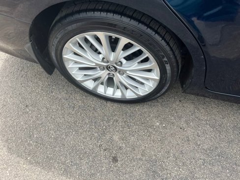 Used 2019 Toyota Camry XLE image 30