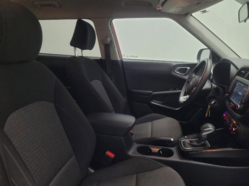 Used 2020 Kia Soul S image 21