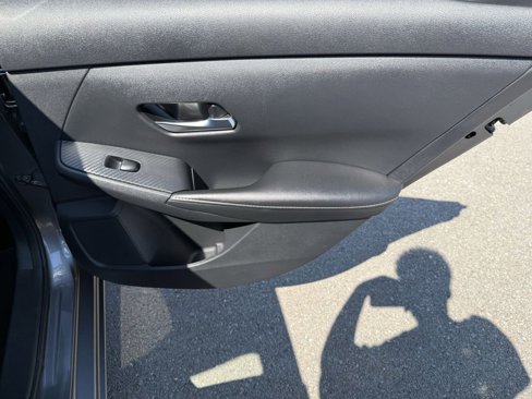 Used 2022 Nissan Sentra SV image 36